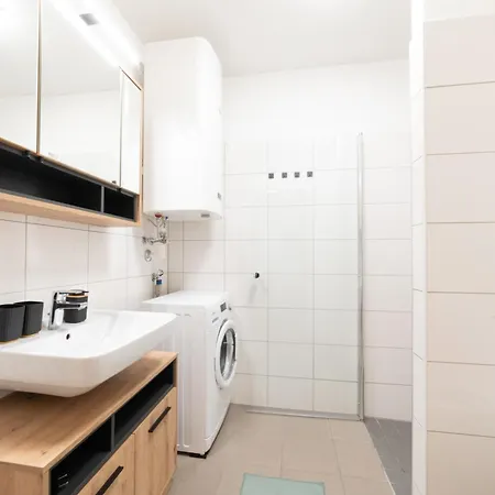 Cozy Garden Appartamento Graz